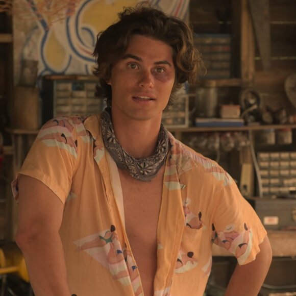 Duvin Beach Day Button Up Shirt ASO John B in Outer Banks - Picture 11 of 12